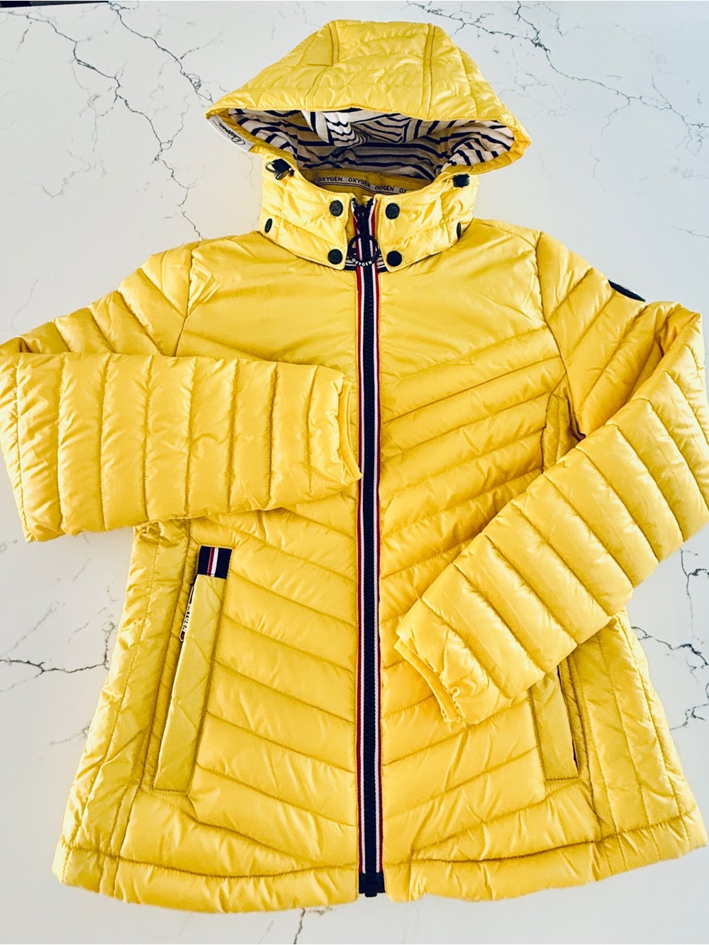Ladies Quilted Hooded Quilted Jacket